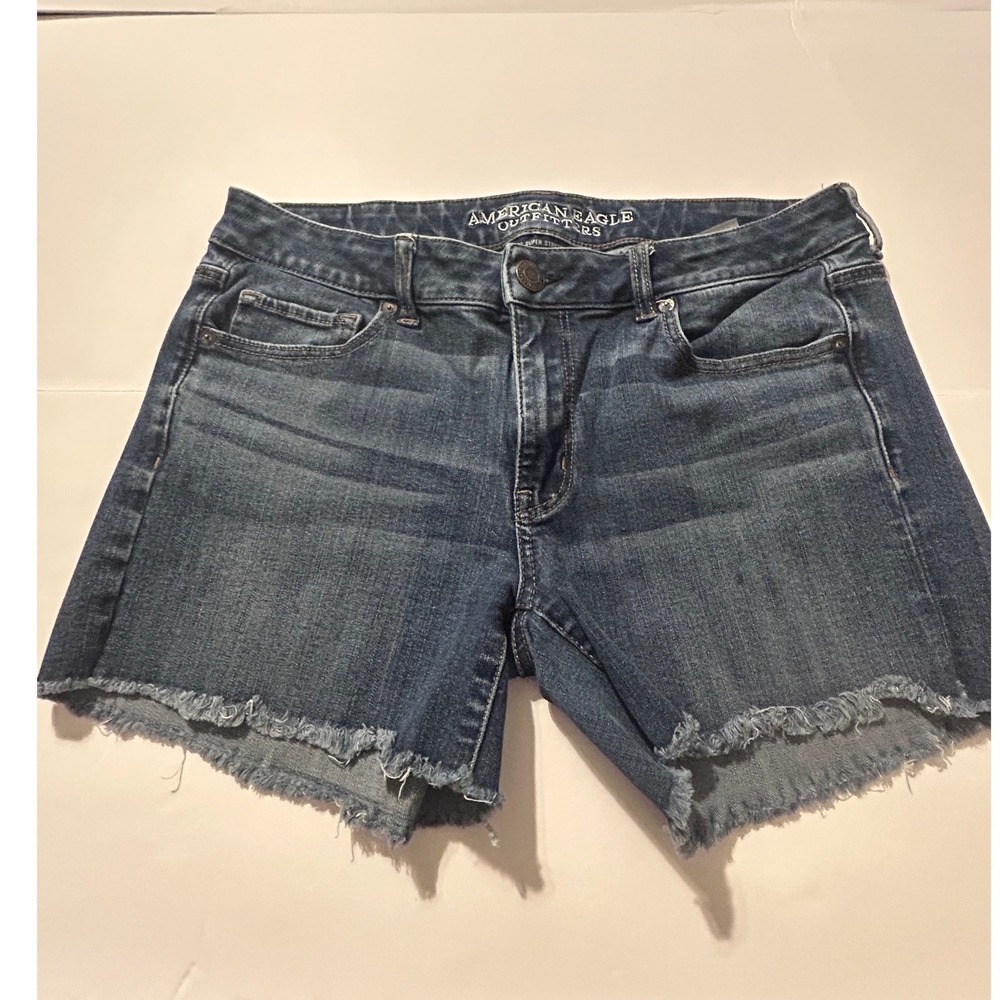 American Eagle 360 Super Stretch Dark Wash Raw Hem Denim Shorts Womens Size 12